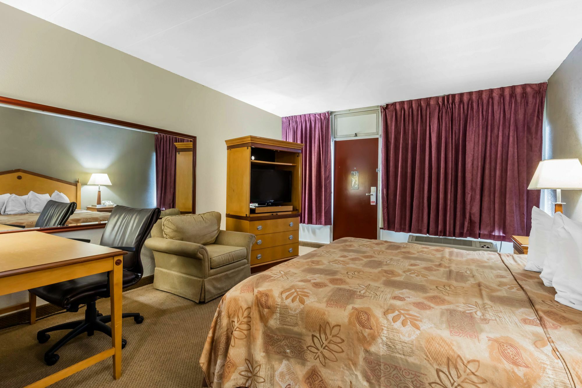 Lotus By Hotel Inn - هوت سبرنغز المظهر الخارجي الصورة